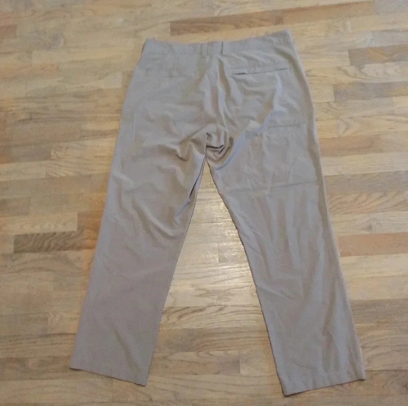 Duluth Trading Golf Pants 36 x 30 - Picture 2 of 7